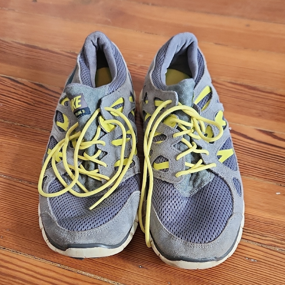 Nike Gray and Yellow Free Run 2s